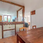 1 Bedroom Awesome In * Nanteuil-en-Vallée