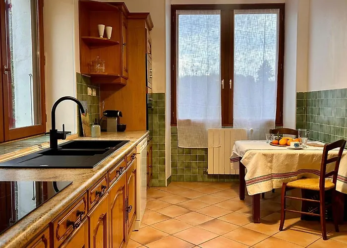 Pet Friendly In With Wifi * Nanteuil-en-Vallée